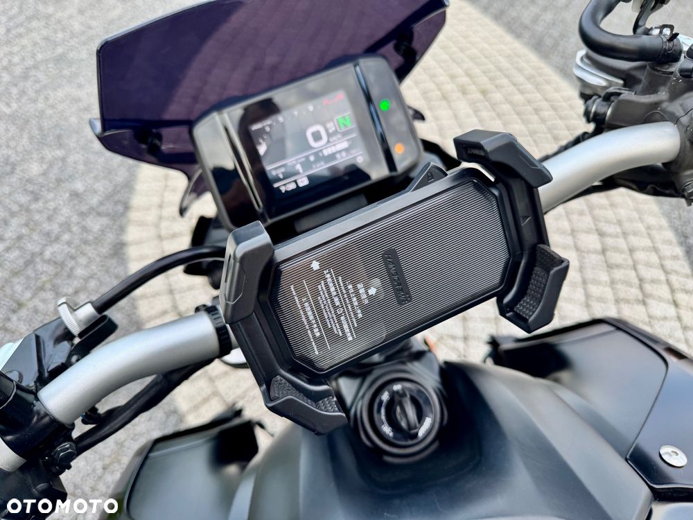 Yamaha MT - 11