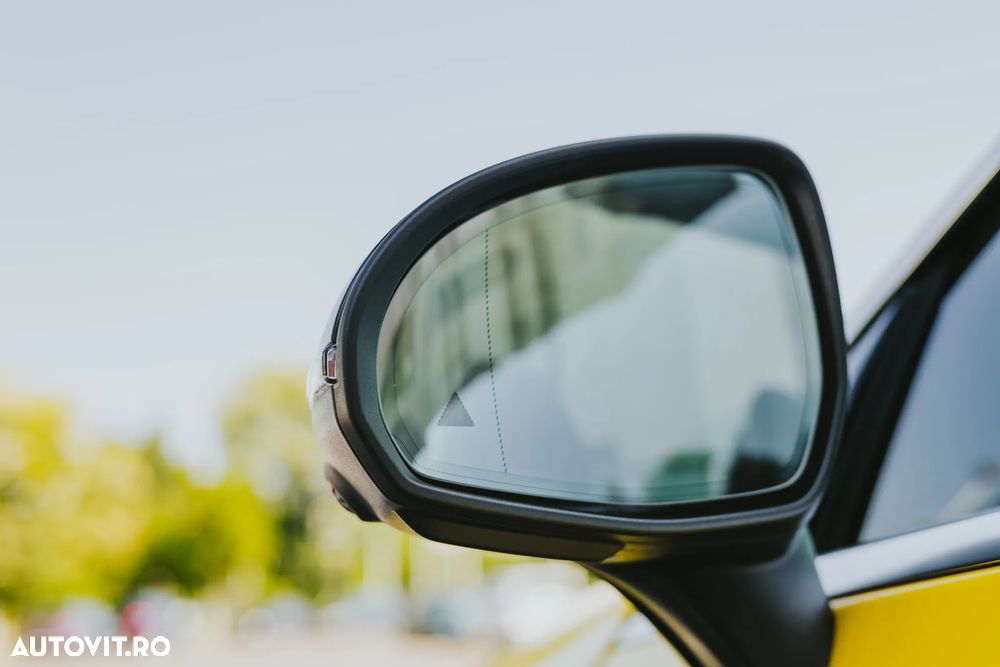 Mercedes-Benz CLE Mercedes-AMG 53 4M+ Cabrio AMG S.SHIFT TCT 9G - 16