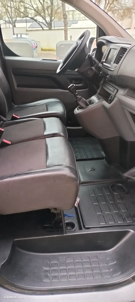 Peugeot Expert - 8