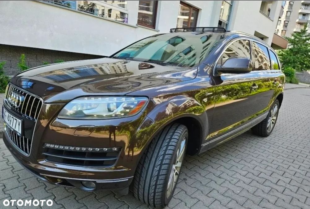 Audi Q7 - 1