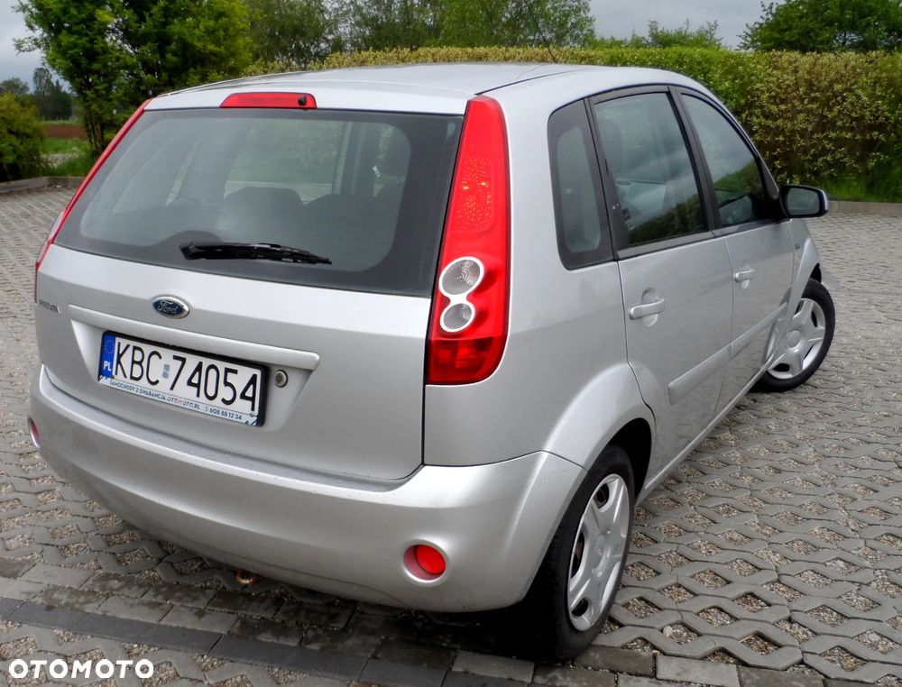 Ford Fiesta 1.4 Ambiente - 9