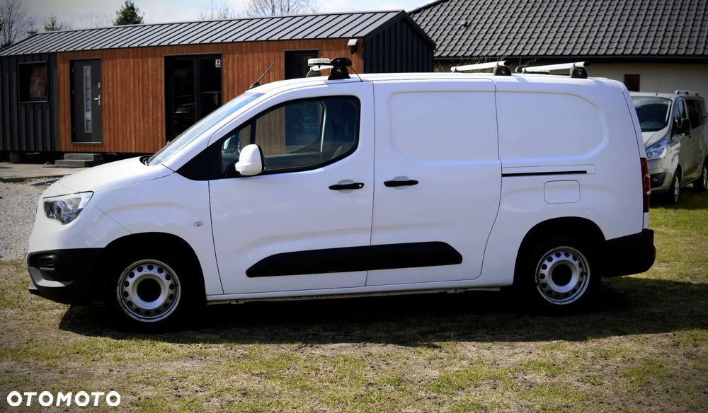 Opel Combo Van 1.2 Enjoy 110KM 4d Long - 4