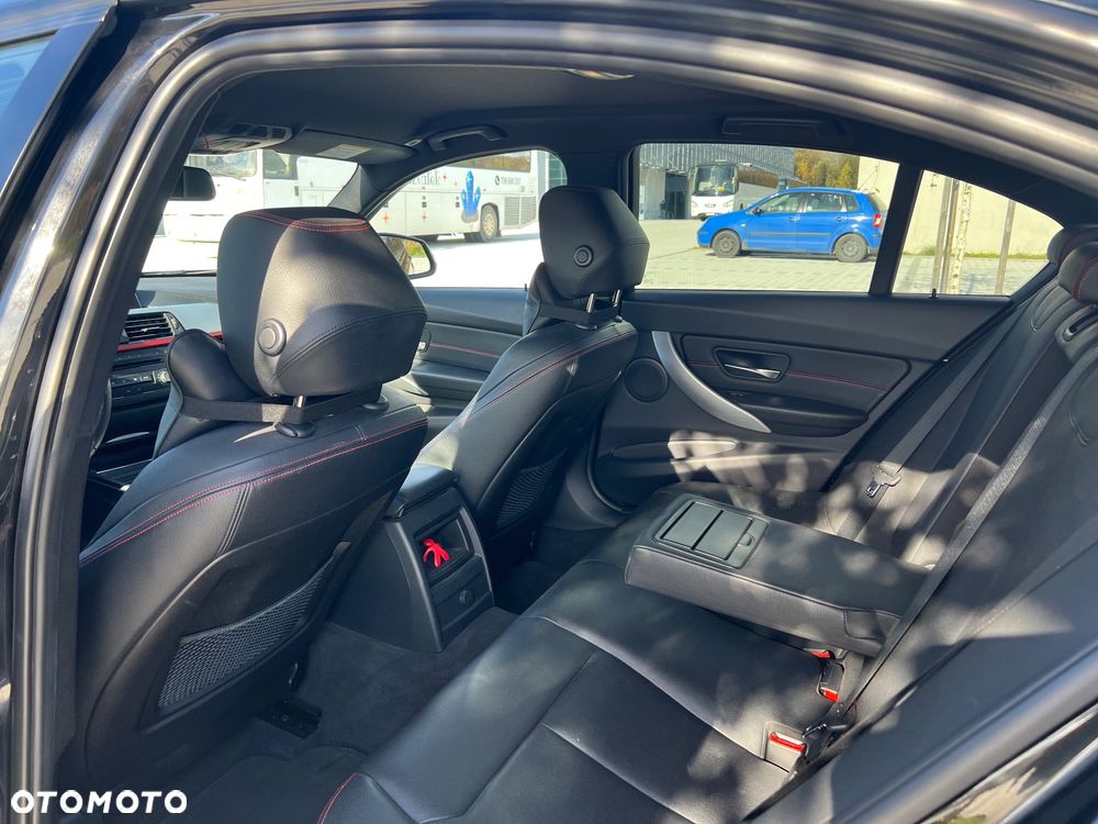 BMW Seria 3 328i Touring Sport-Aut Sport Line - 9