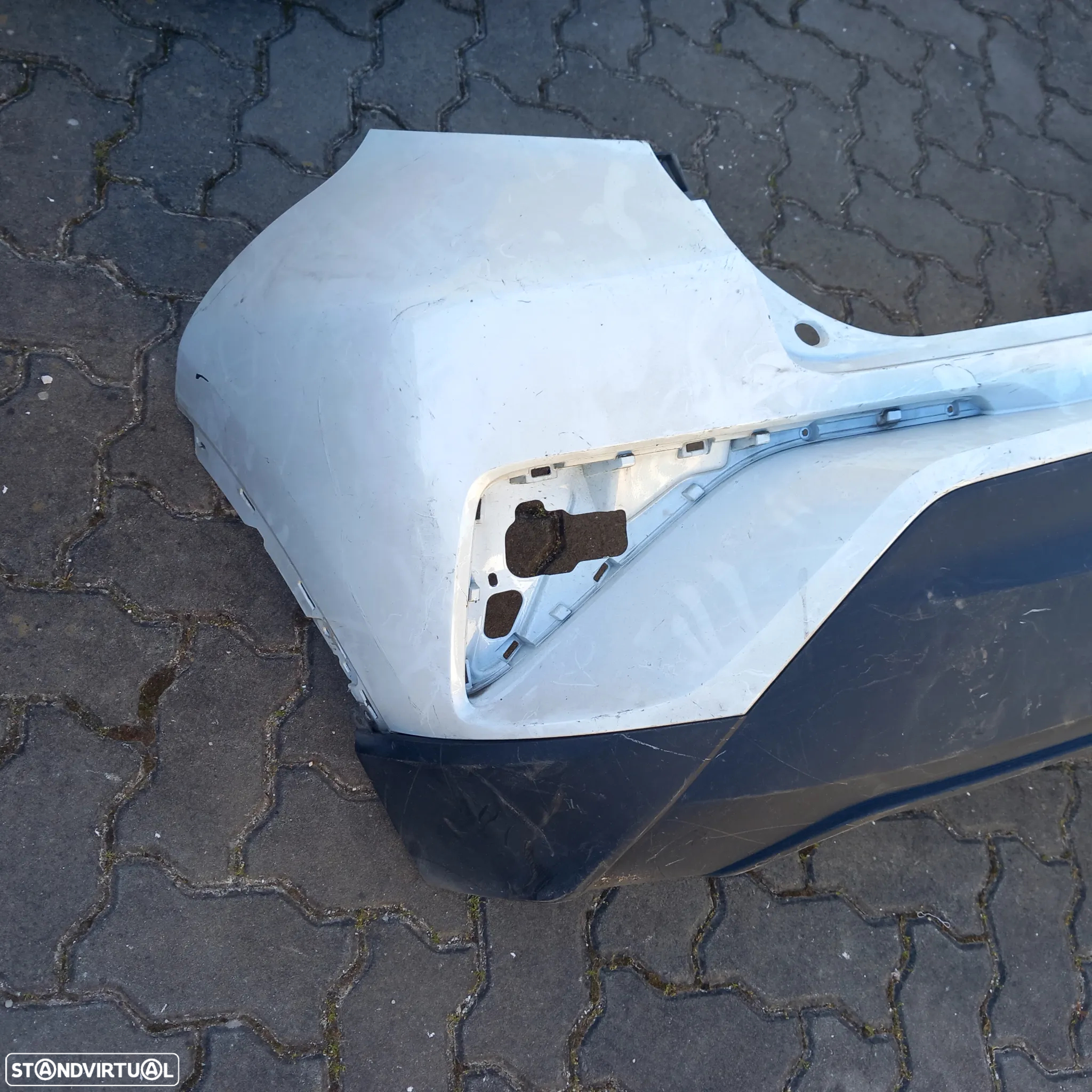 Para choques tras toyota CHR  52159 F4010 - 2