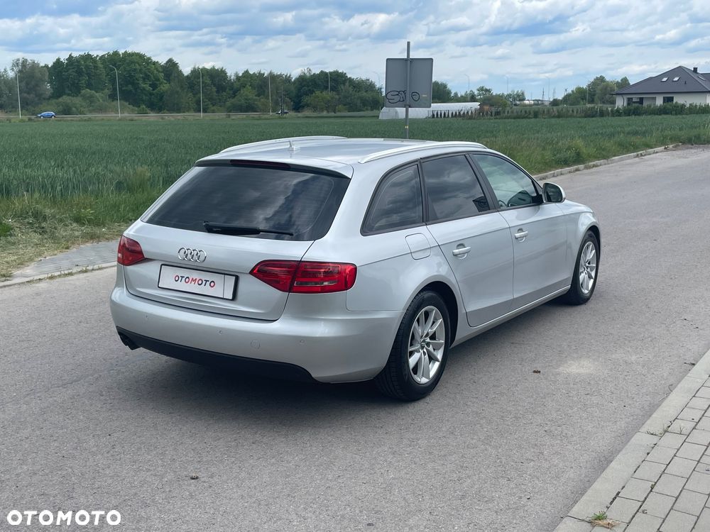 Audi A4 Avant 2.0 TDI - 32
