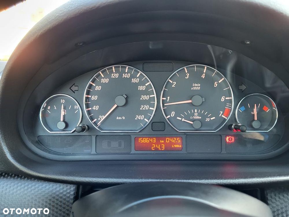 BMW Seria 3 - 26