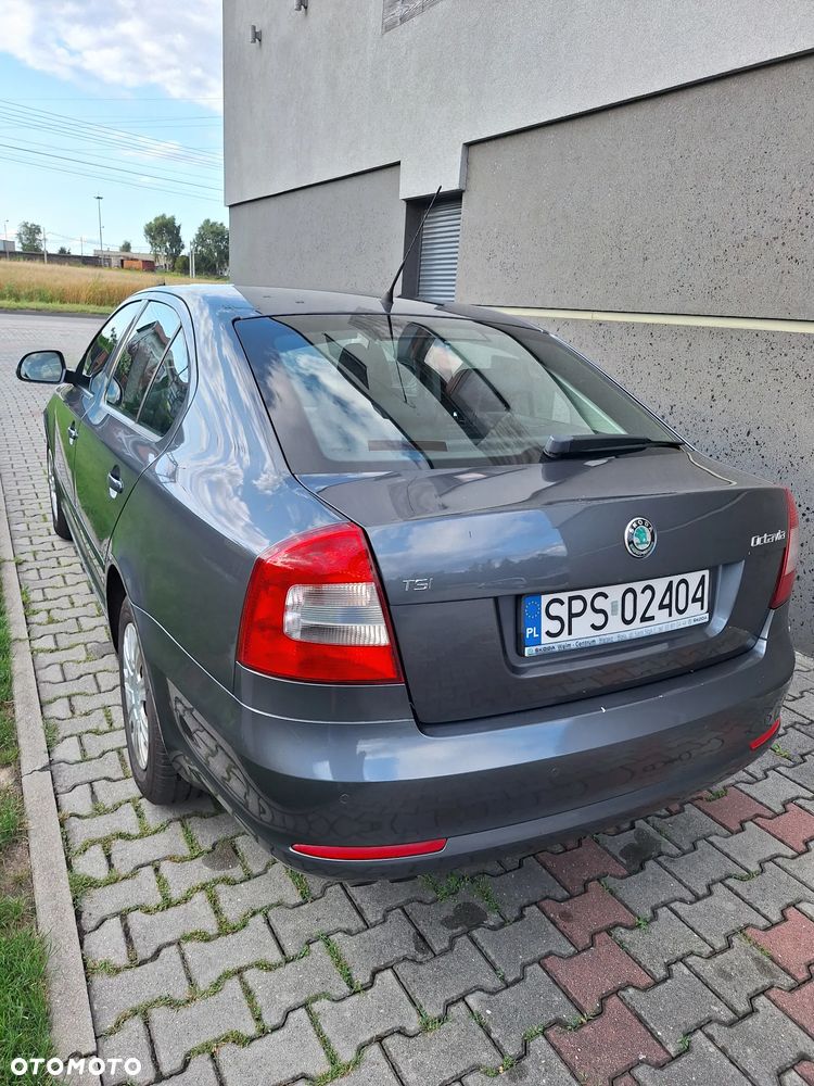Skoda Octavia 2011 photo 3