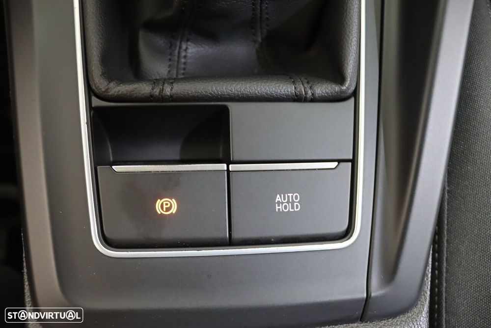 VW Golf 1.0 TSI Life - 27