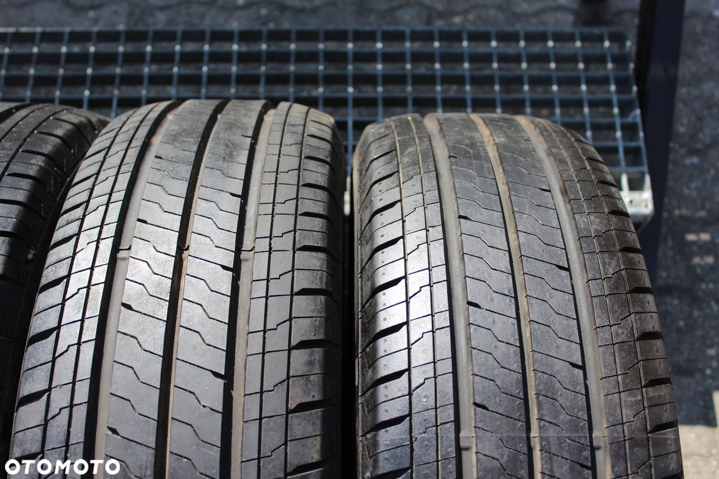 4x 215/60R17C CONTINENTAL VAN CONTACT ECO 109/107T 23r - 2