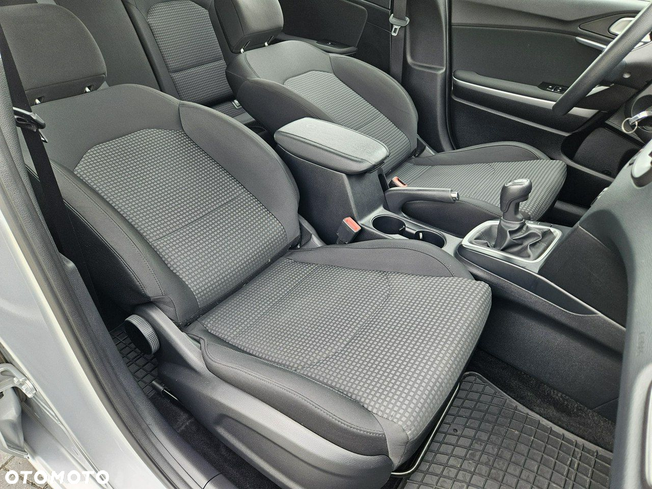 Kia Ceed - 20