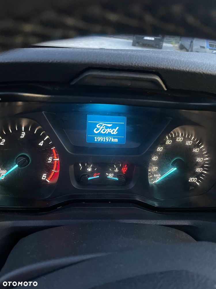 Ford Transit - 11