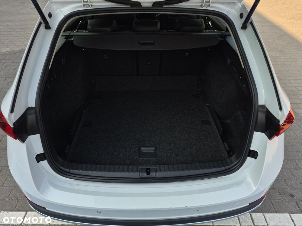 Skoda Octavia 2.0 TDI 4x4 Scout DSG - 30