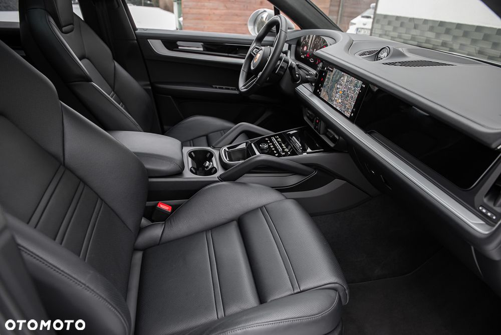 Porsche Cayenne - 35