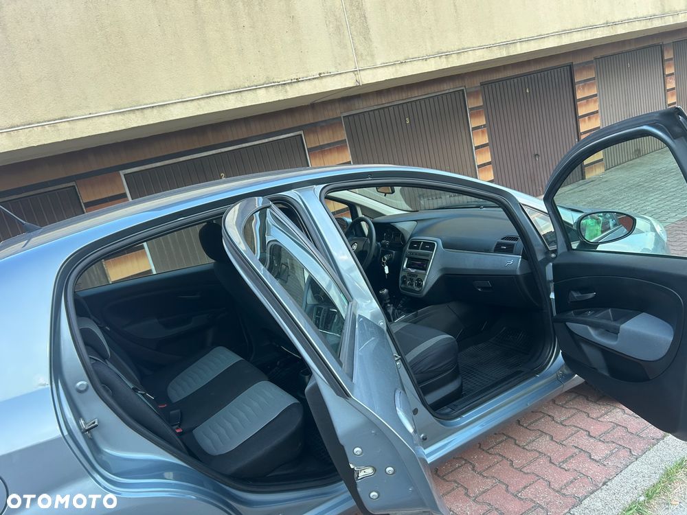 Fiat Grande Punto - 9