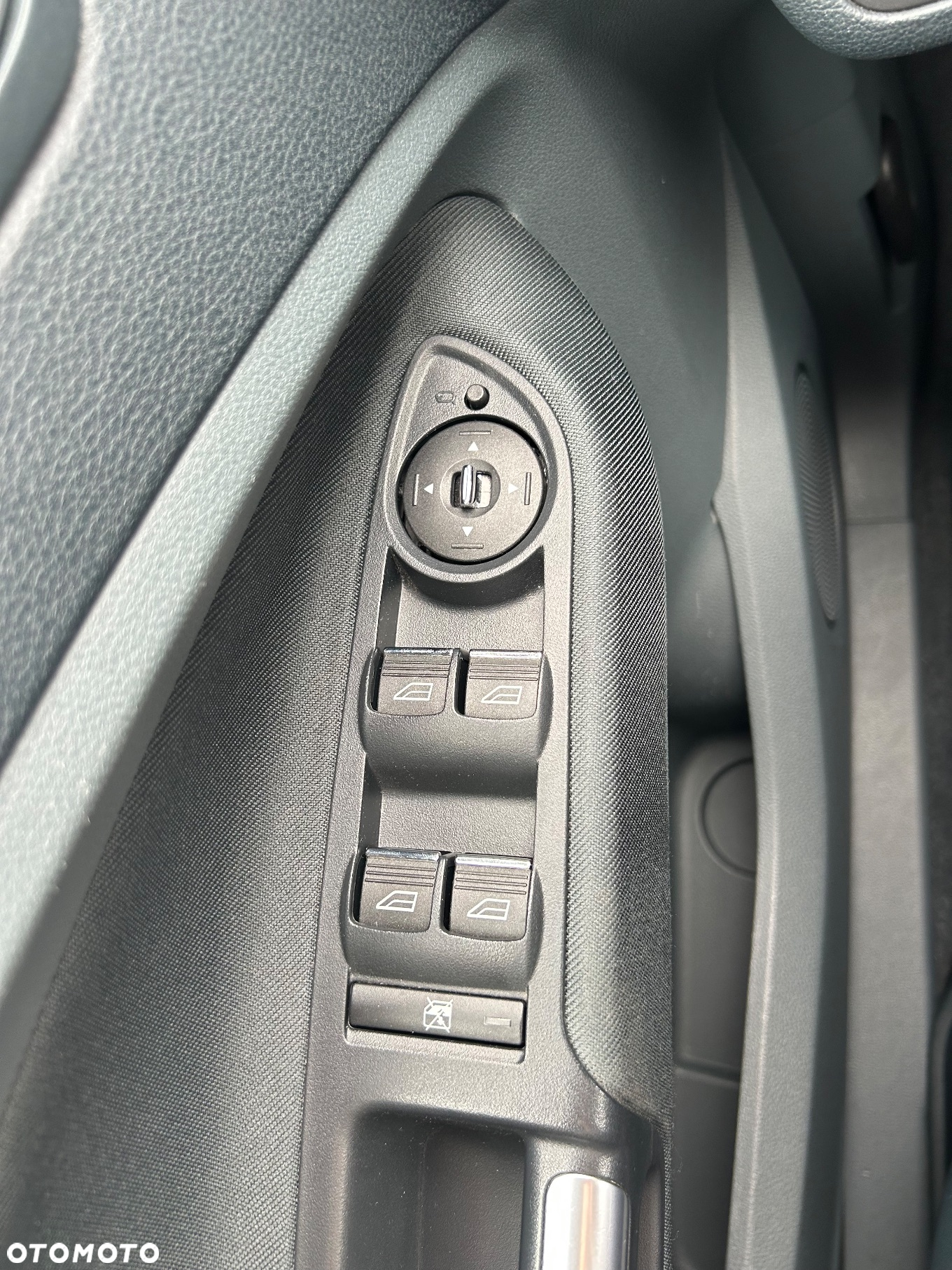 Ford C-MAX 1.0 EcoBoost Start-Stopp-System Ambiente - 13