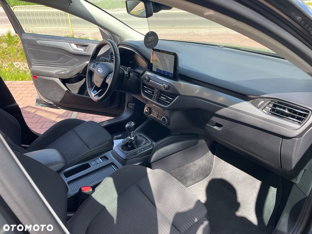 Ford Focus 2.0 EcoBlue Titanium - 21