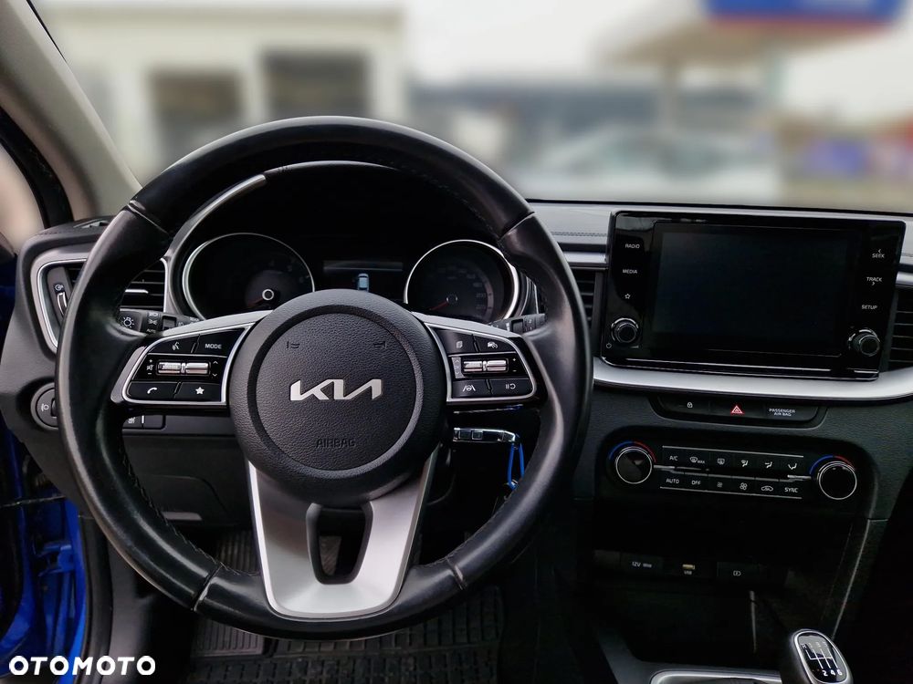 Kia Ceed 1.5 T-GDI M - 15