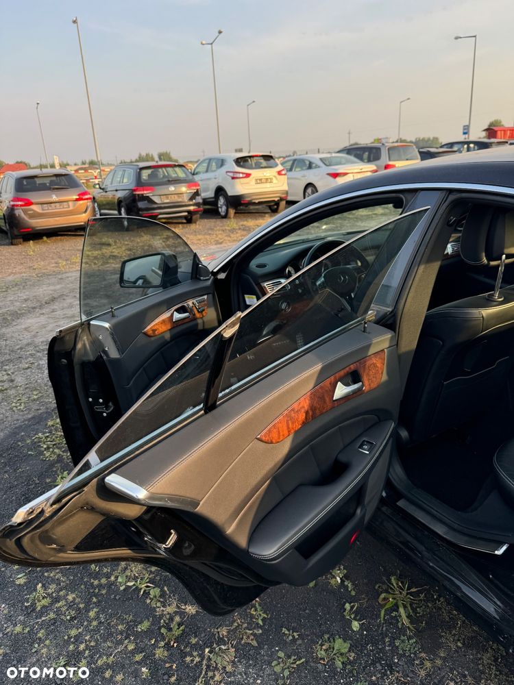 Mercedes-Benz CLS 500 4Matic BlueEFFICIENCY 7G-TRONIC - 11