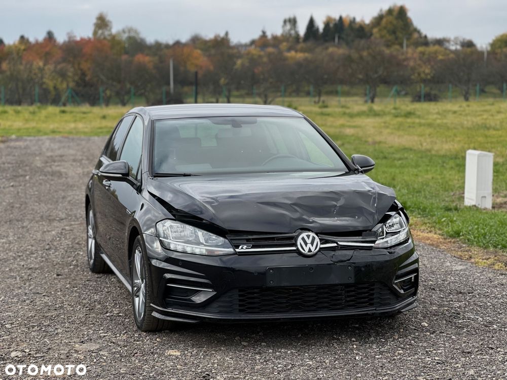 Volkswagen Golf 1.5 TSI OPF R-Line - 3