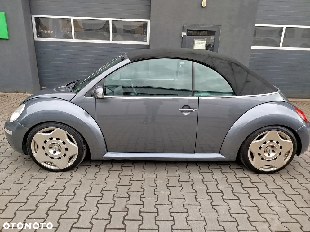 Volkswagen New Beetle - 10