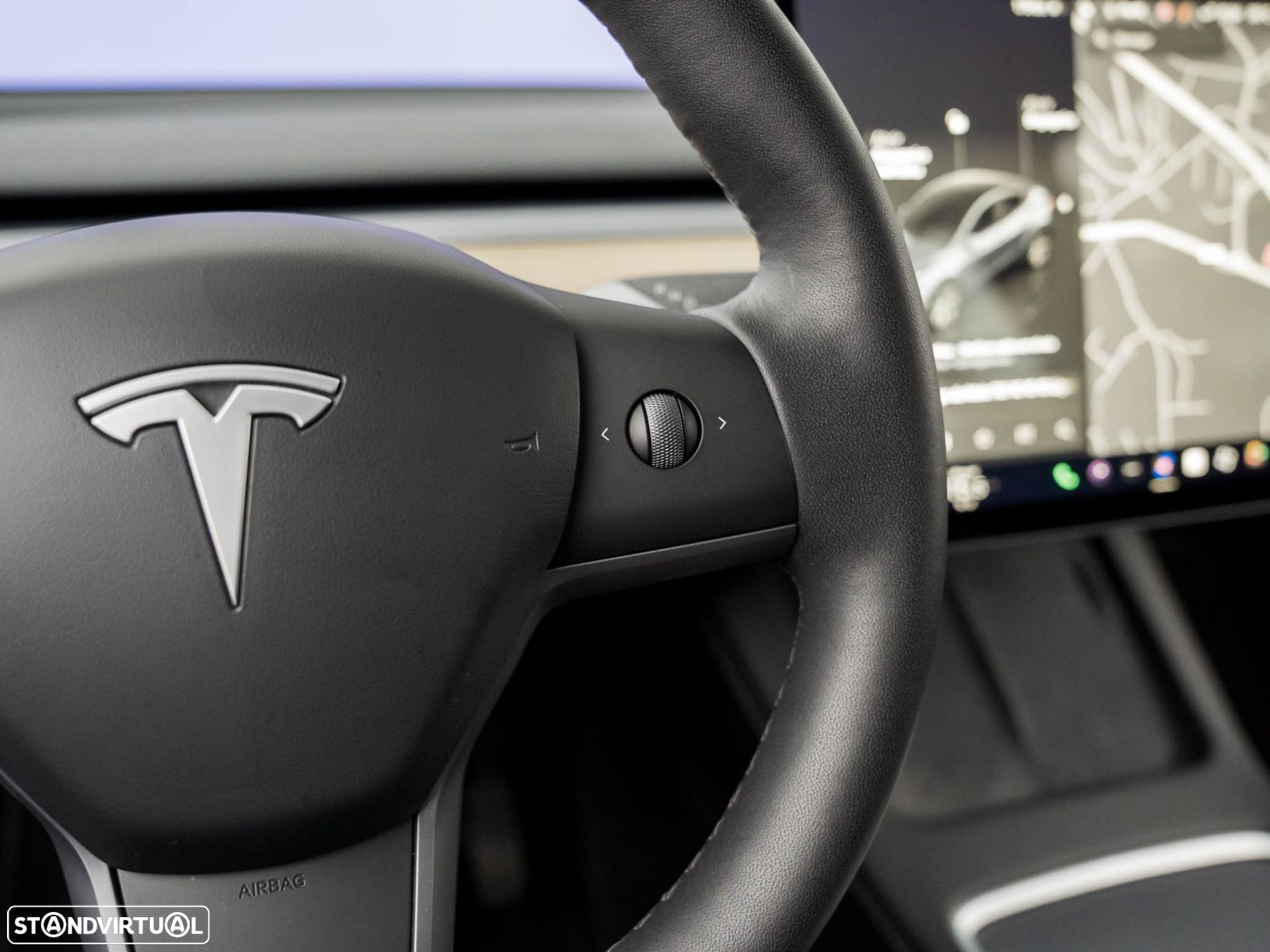 Tesla Model Y Long Range Tração Integral - 22
