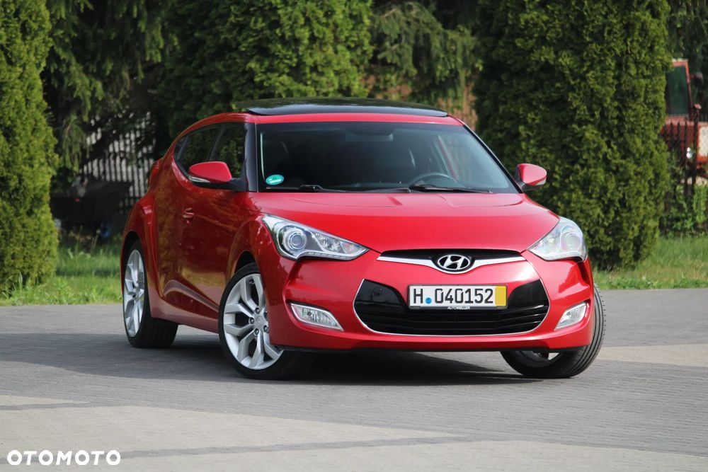 Hyundai Veloster - 1