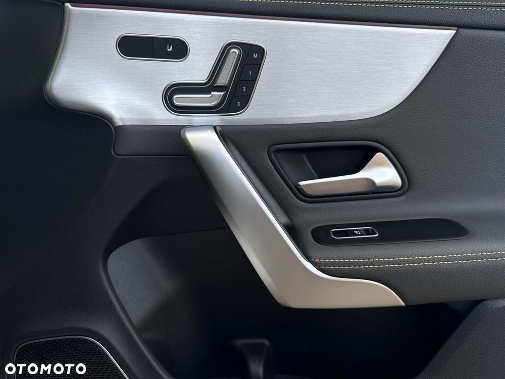 Mercedes-Benz CLA - 20