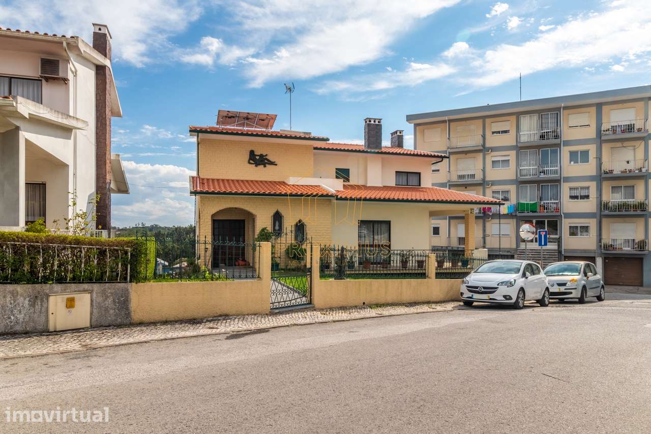 Moradia T5 - Tavarede, Figueira da Foz - Grande imagem: 3/45