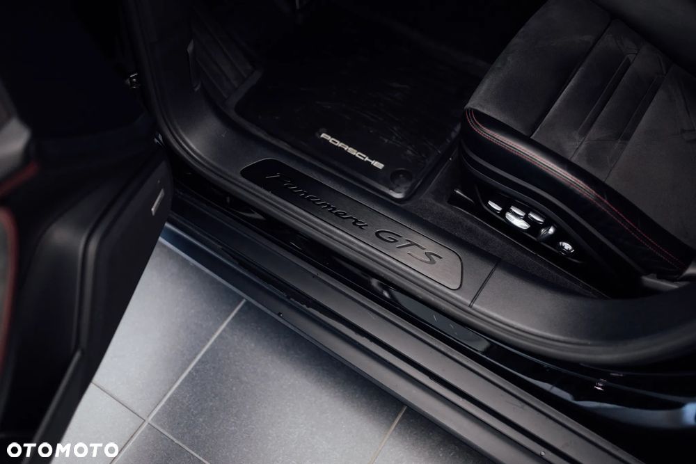 Porsche Panamera GTS GPF - 20