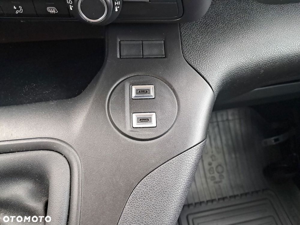 Toyota PROACE CITY - 25