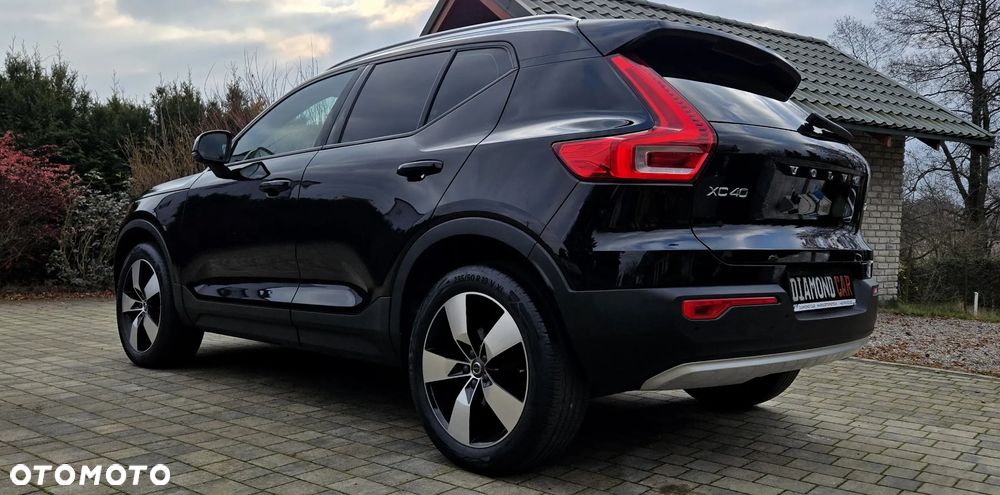 Volvo XC 40 T3 Momentum Pro - 21