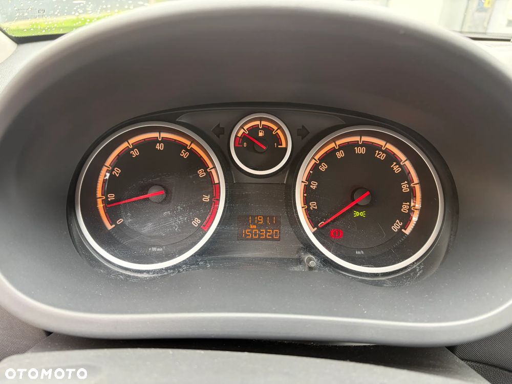Opel Corsa 1.4 16V - 13