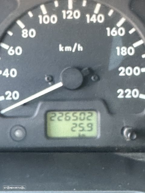 Land Rover Discovery 2.5 TD5 - 17