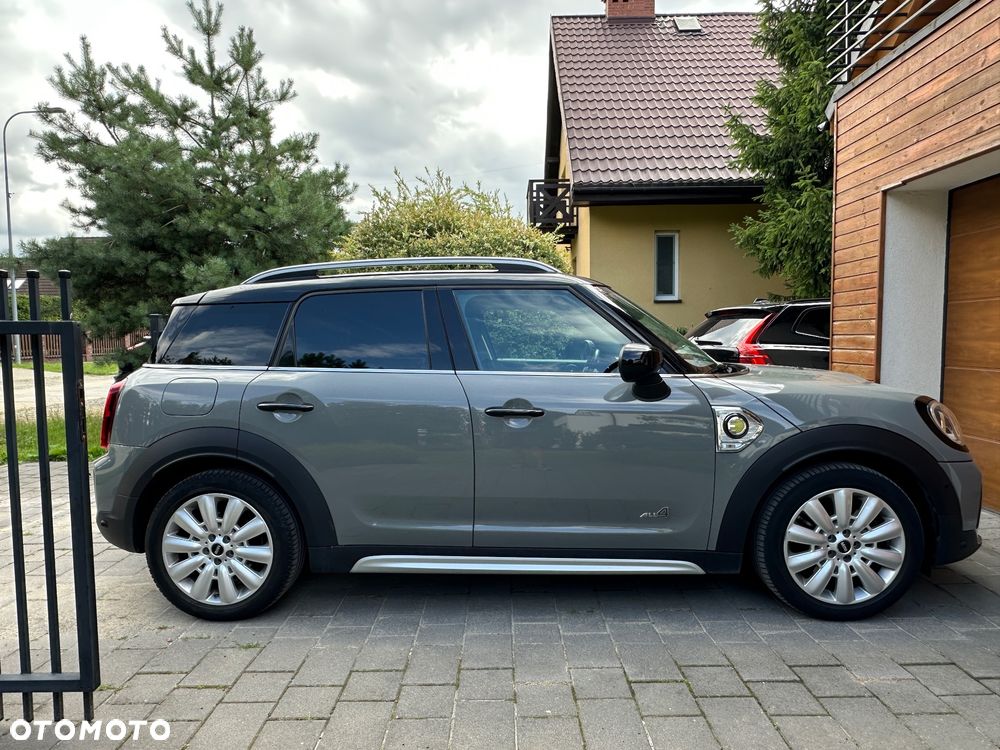 MINI Countryman Cooper SE ALL4 - 6