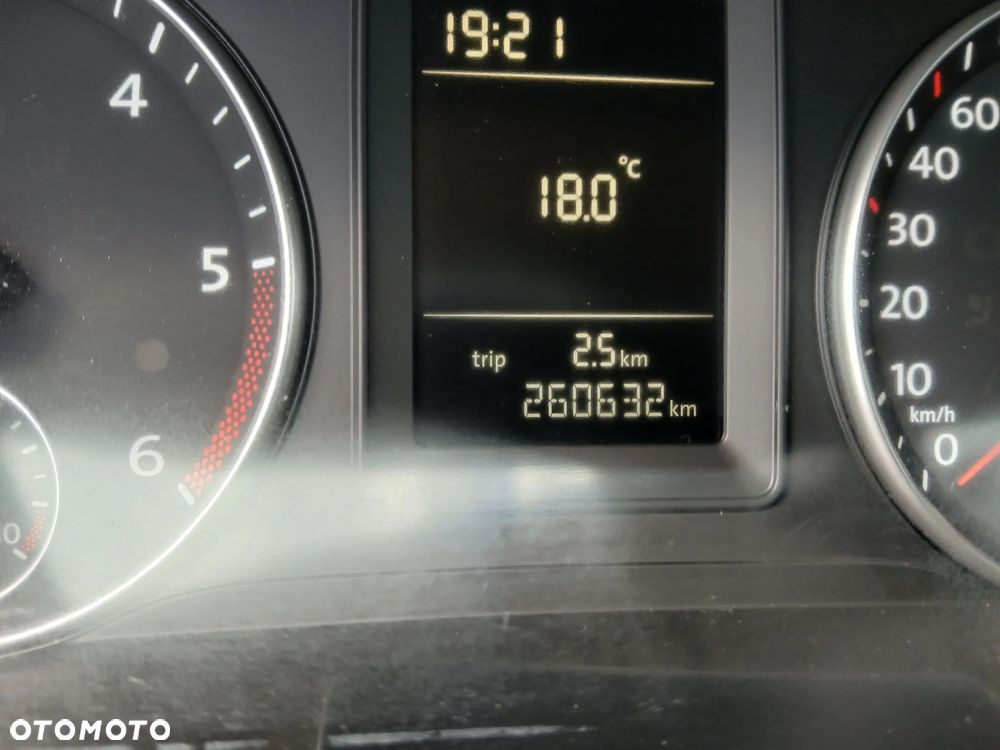 Volkswagen CADDY - 16