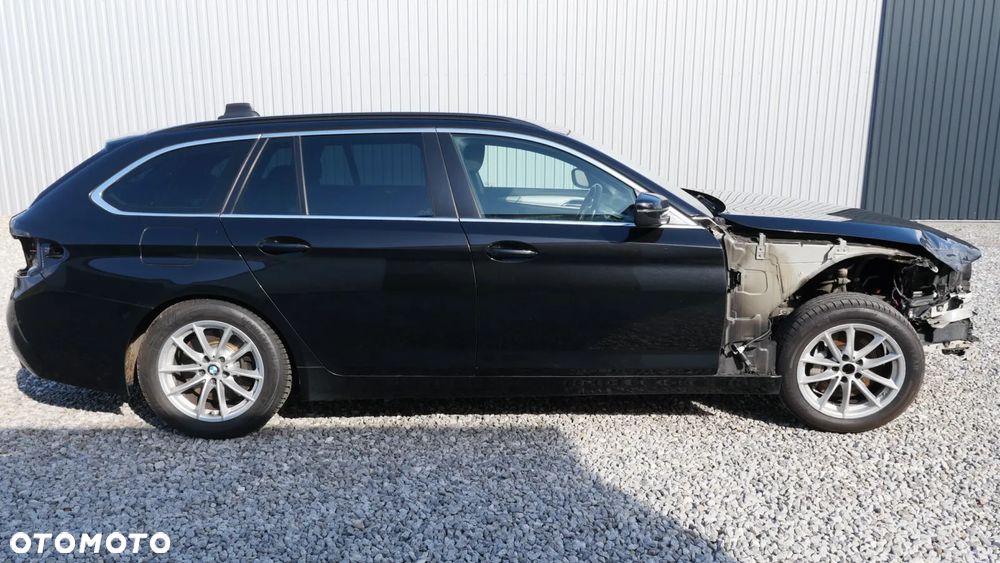 BMW Seria 5 530d xDrive - 12