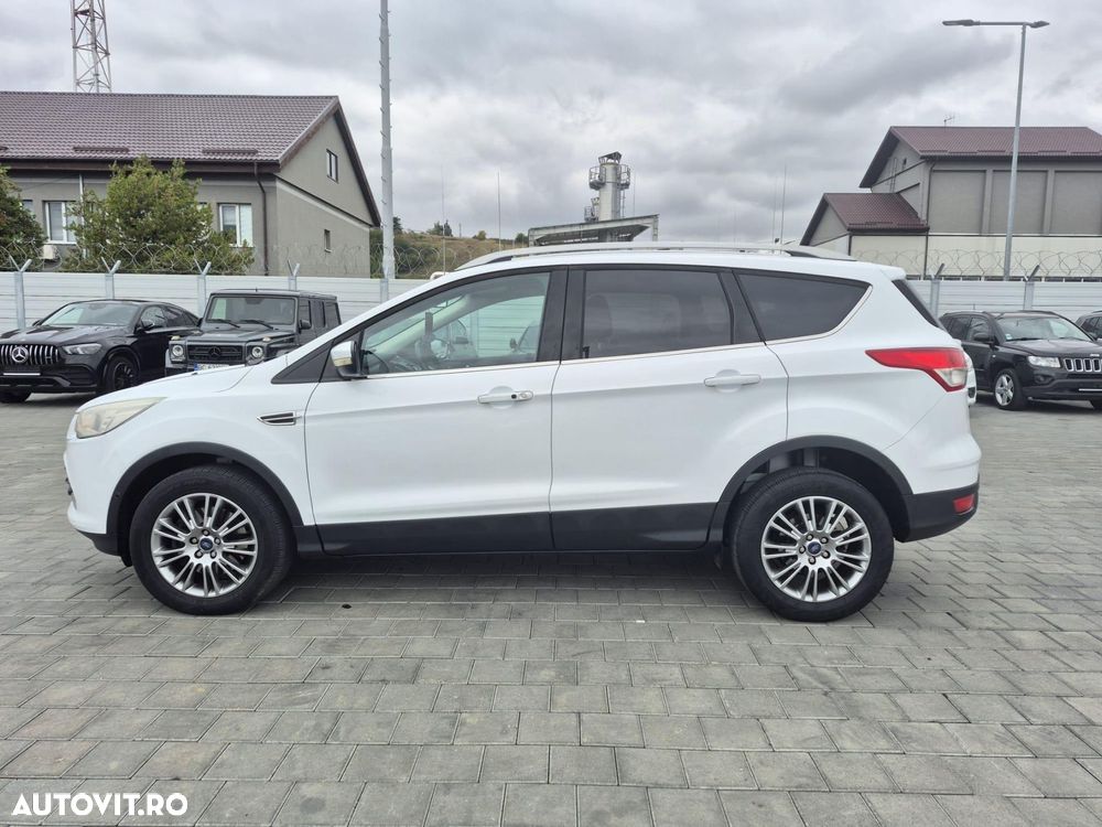 Ford Kuga - 2