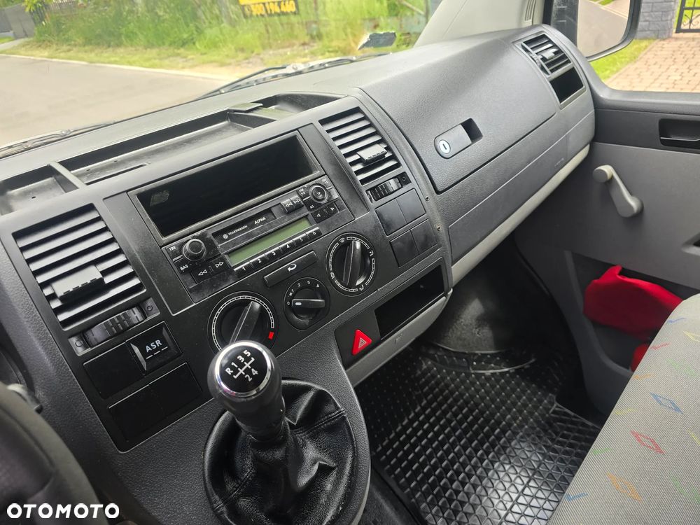 Volkswagen Transporter - 12