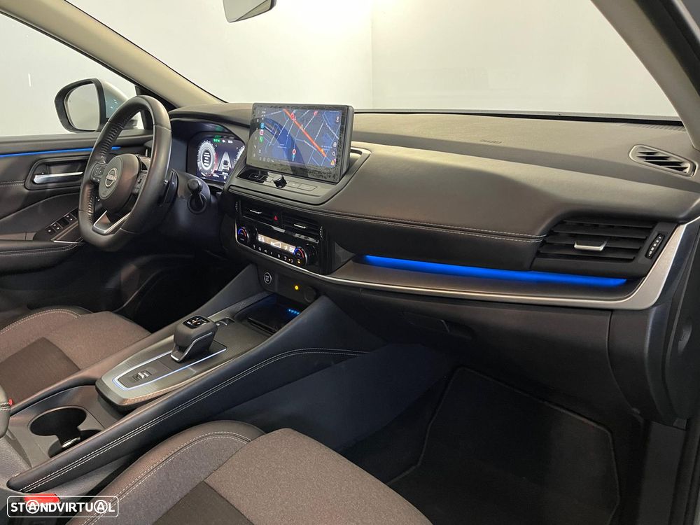 Nissan Qashqai 1.3 DIG-T N-Connecta LED Xtronic - 16