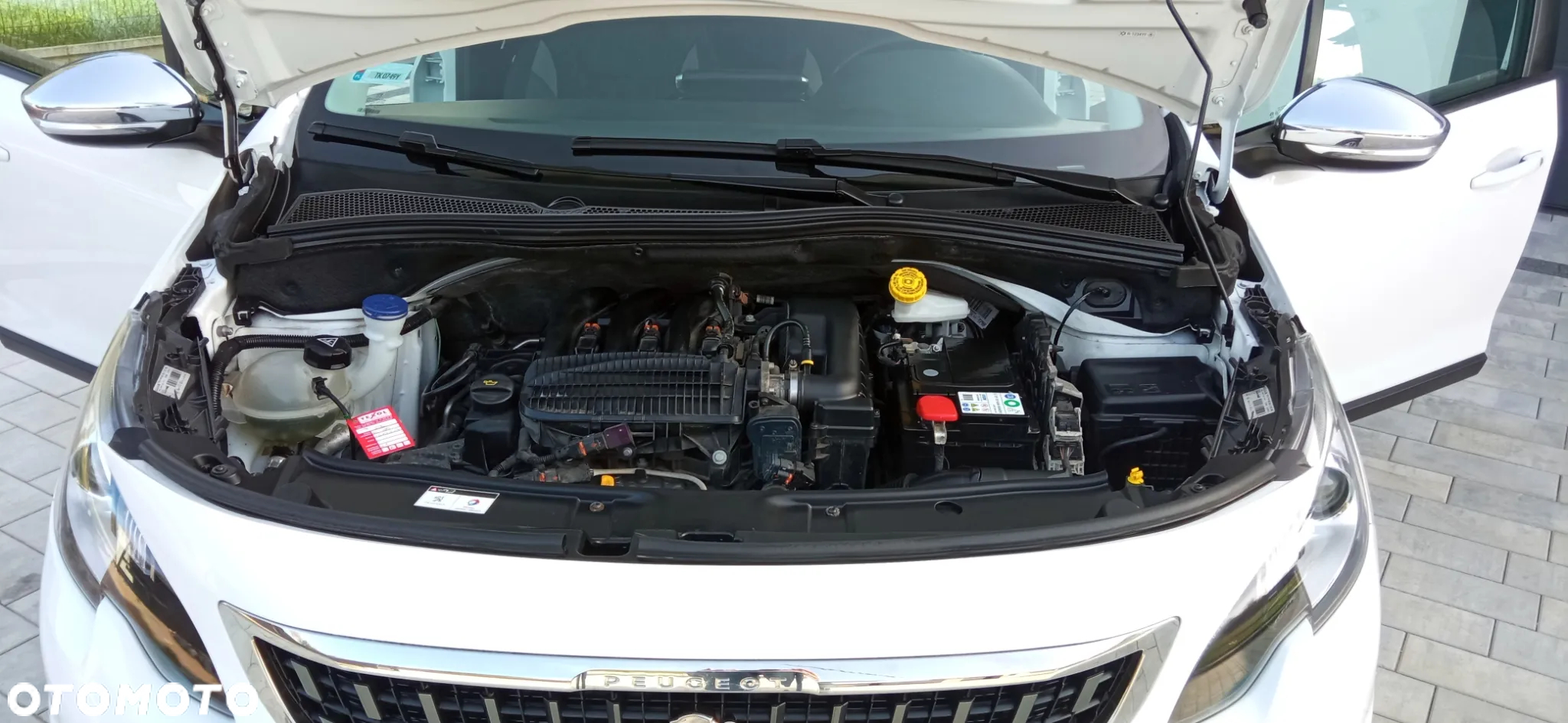 Peugeot 2008 PureTech 82 Style - 24