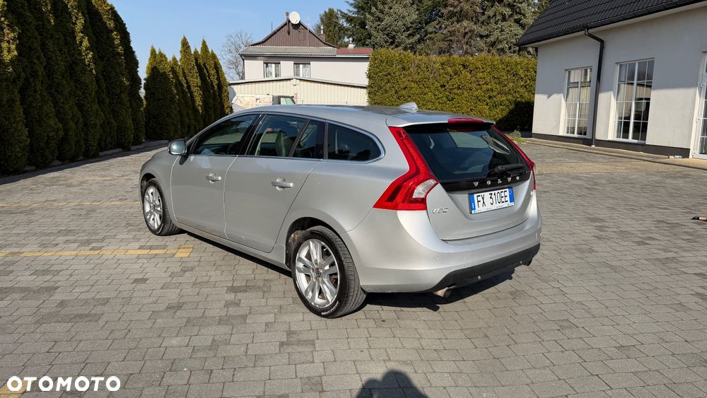 Volvo V60 T4 Edition - 16