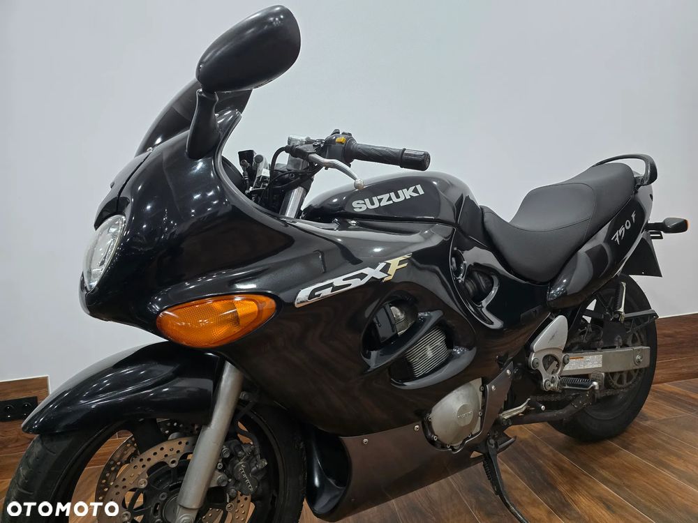 Suzuki GSX-F - Katana - 21