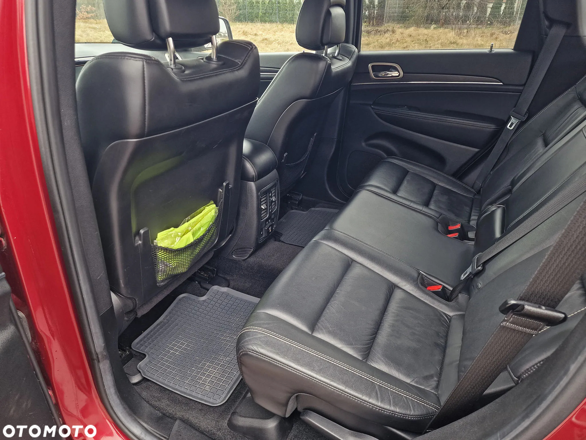 Jeep Grand Cherokee - 15