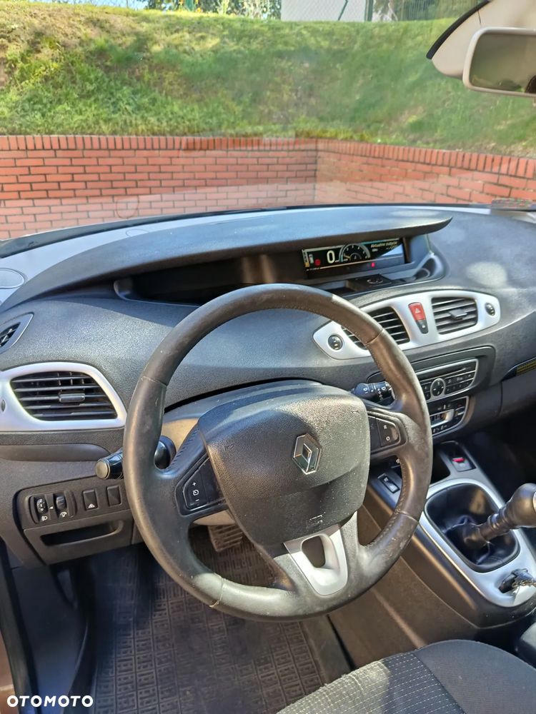 Renault Grand Scenic - 7