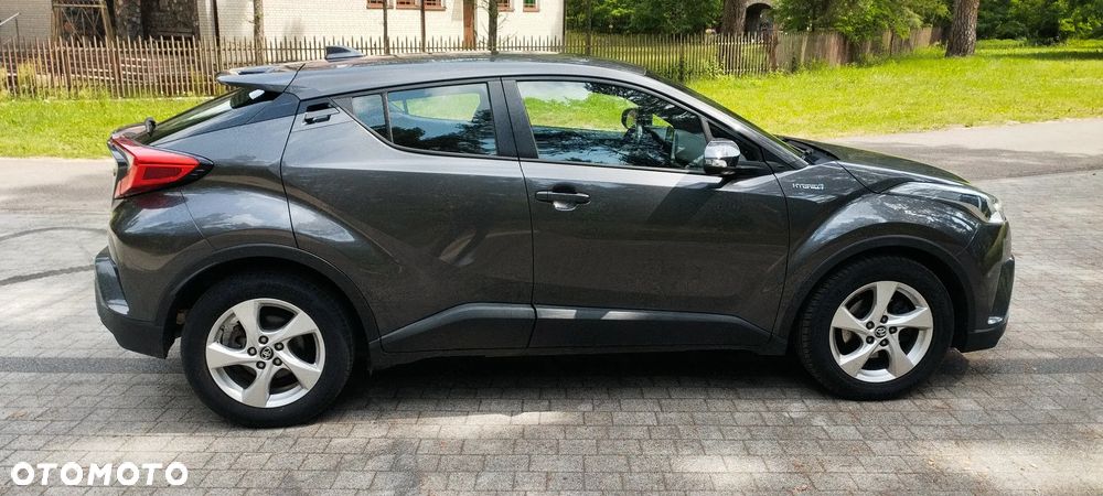 Toyota C-HR Business-Edition - 8