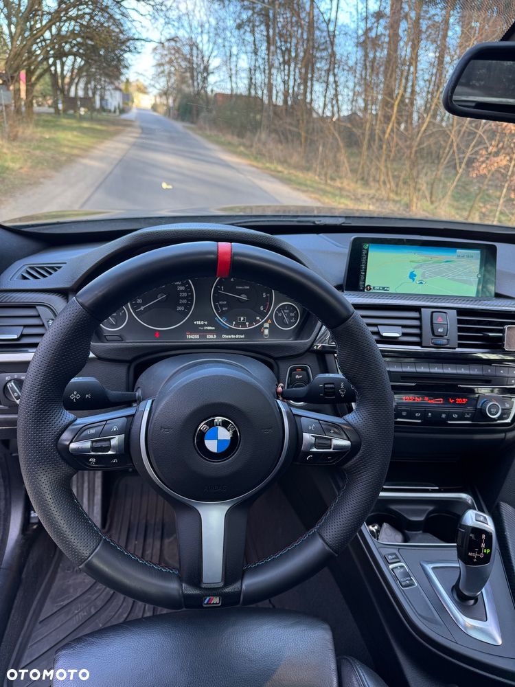 BMW 3GT 318d M Sport - 13