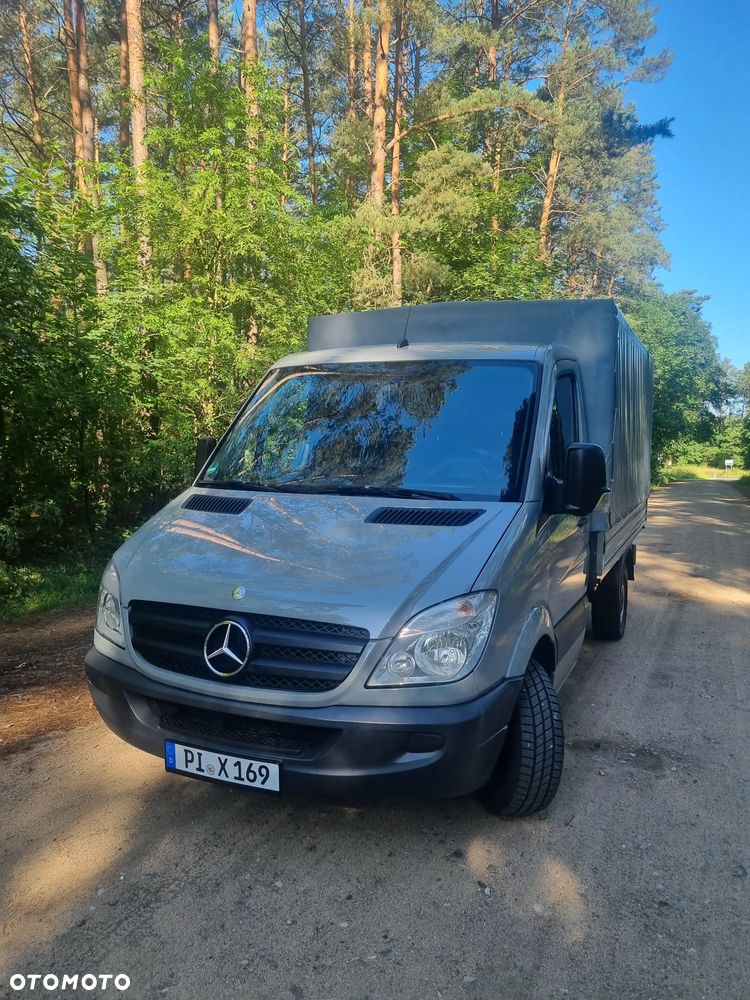 Mercedes-Benz Sprinter - 33