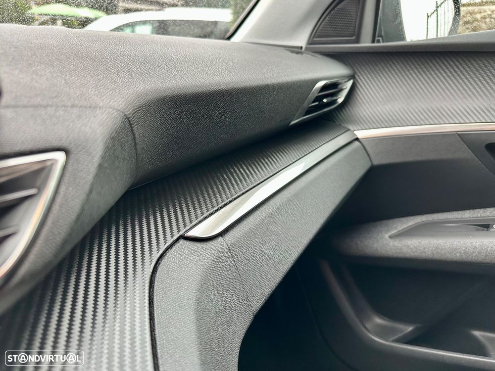 Peugeot 3008 PureTech 130 Stop & Start GPF Active - 30