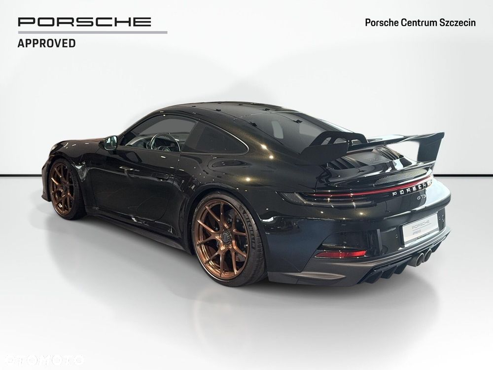 Porsche 911 GT3 - 4