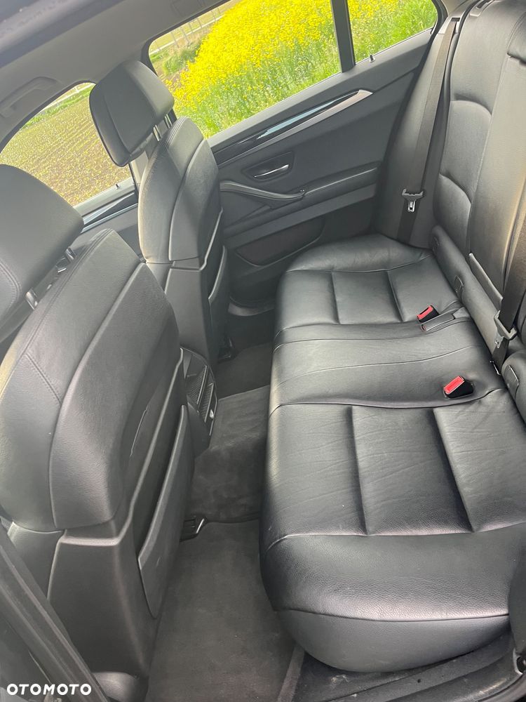 BMW Seria 5 520d - 12